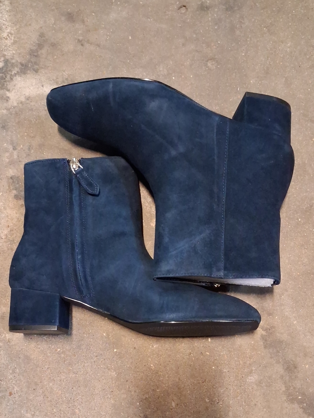 NWT Womens Talbots Navy Blue Suede Booties